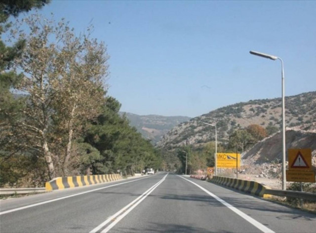 Πολύωρες διακοπές κυκλοφορίας στα Τέμπη την Τρίτη και την Τετάρτη