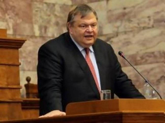 Βγήκαν τα «όπλα» στη Βουλή: Βενιζέλος καλεί Τσίπρα σε μονομαχία (vid)