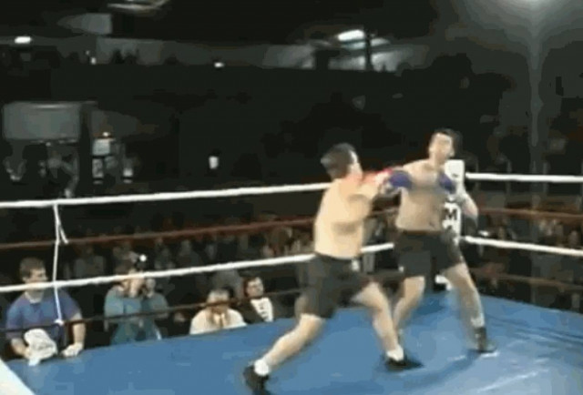 Ο χειρότερος αγώνας μποξ που έχετε δει! (βίντεο)