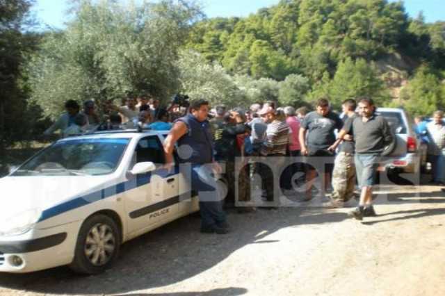 Ηλεία: Δυνάμεις των ΜΑΤ στη χωματερή των Λιμνών