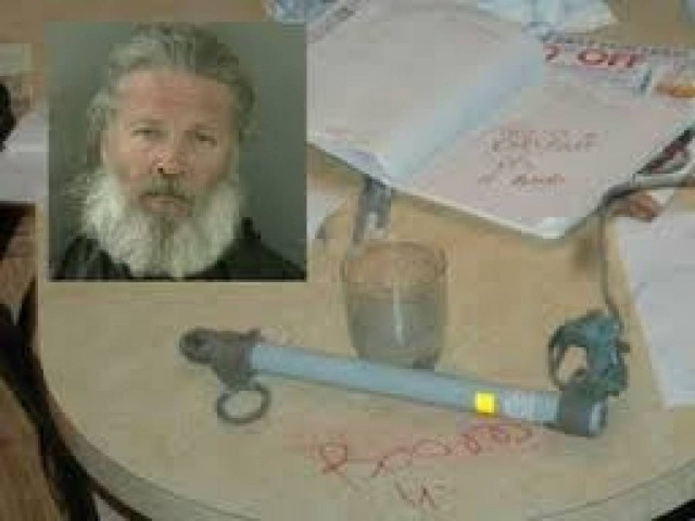 Εξοργίστηκε για το διαζύγιο και... δείτε πως εκδικήθηκε τη γυναίκα του