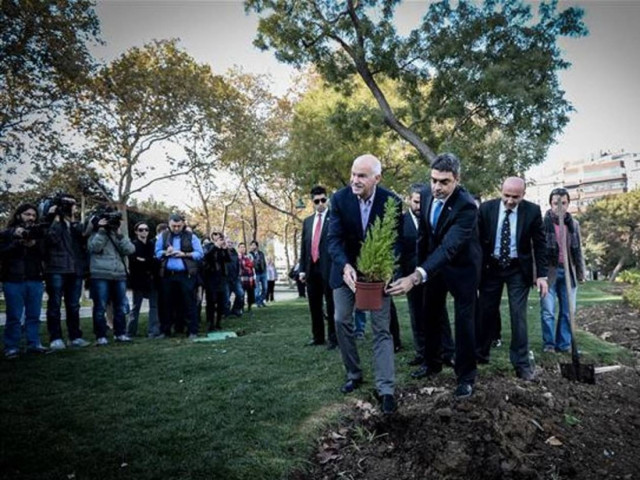 Γιώργος Παπανδρέου: Ο επίμονος κηπουρός στην Τουρκία