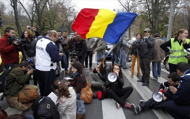 Ρουμανία: Στους δρόμους οι φοιτητές