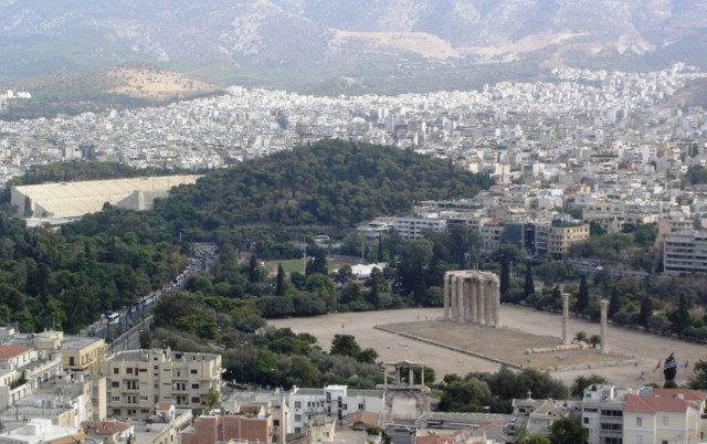 Οι Στύλοι του Ολυμπίου Διός και η Πύλη του Αδριανού το 1845! (pic)