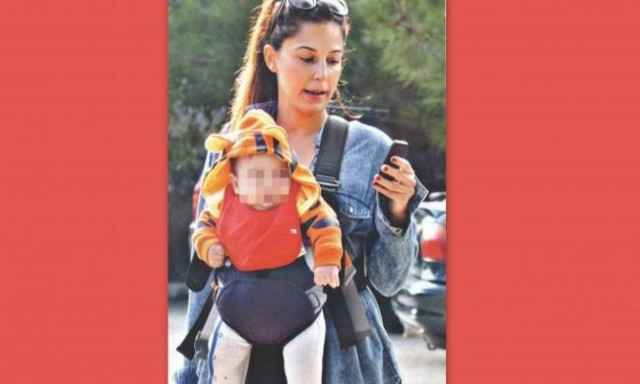 Κατερίνα Παπουτσάκη: Η βόλτα της με τον έξι μηνών γιο της