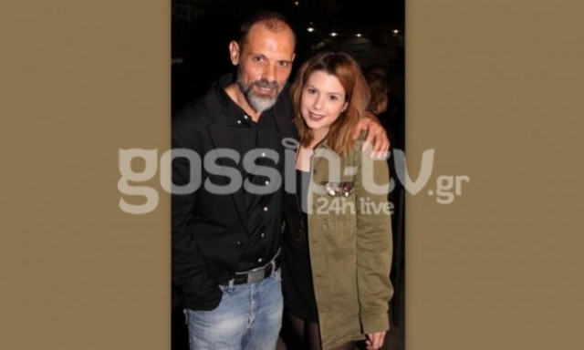 Ποια είναι η κοπέλα που βρίσκεται στην αγκαλιά του Τζώνη Θεοδωρίδη;