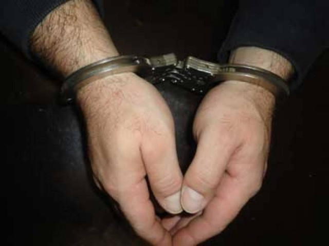 Συλλήψεις φυγόποινων σε Γιάννενα και Άρτα