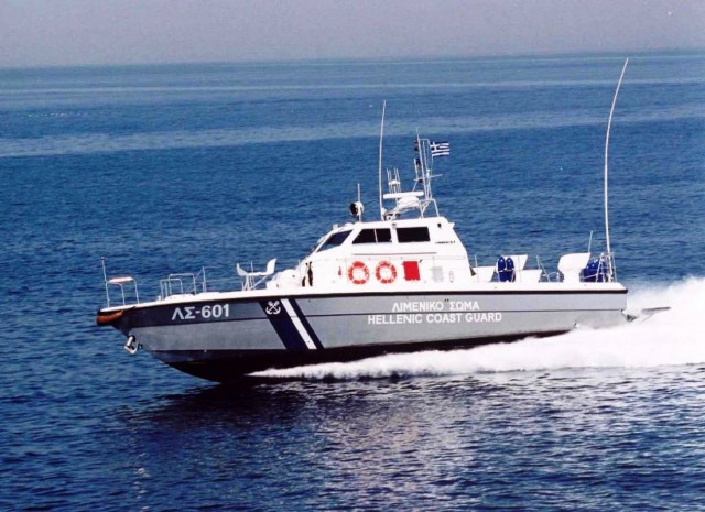 Μεταφορά σωτηρίας για 21χρονο από τη Σκύρο