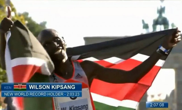 Απίστευτο "τρολάρισμα" σε Μαραθώνιο που σημειώθηκε παγκόσμιο ρεκόρ!