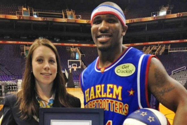 ΔΕΙΤΕ: Τo καλάθι του αιώνα που μπήκε στο Γκίνες (Video)