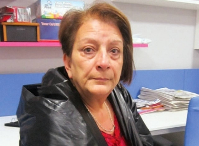 Μητέρα στέλνει εξώδικο σε διευθυντή σχολείου για κλοπή τσάντας