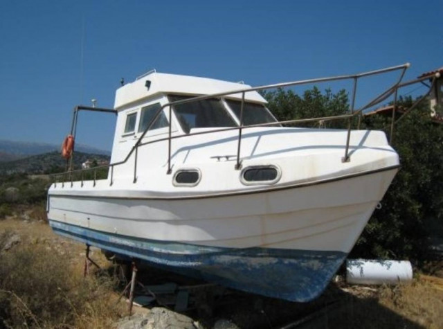 «Καράβι» βγήκε στη στεριά και...