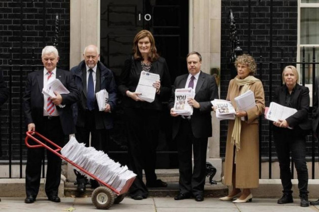 Βουλευτής αποκαλύπτει ότι έκανε αλλαγή φύλου στα 23!