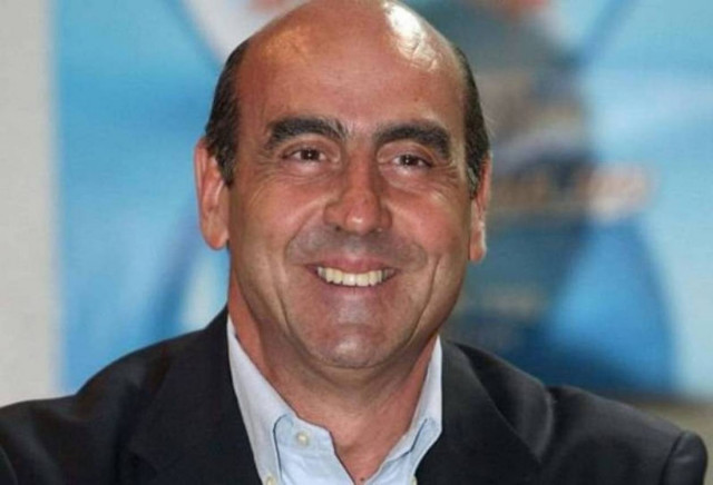 Το ζεϊμπέκικο του Βουλγαράκη και τα παλαμάκια «πράσινης» υπουργού