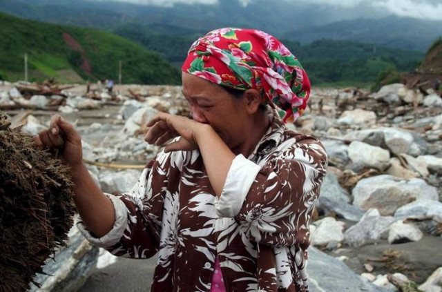 Βιετνάμ: Τουλάχιστον 34 νεκροί και 11 αγνοούμενοι από τις πλημμύρες