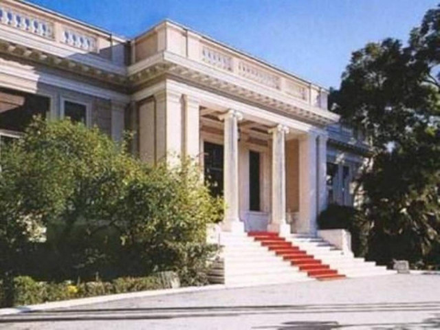 Oλοκληρώθηκε η συνάντηση Σαμαρά -Βενιζέλου στο Μαξίμου