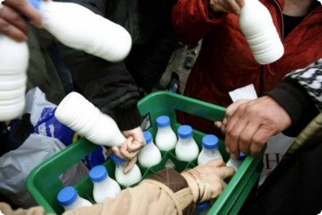 Συνεχίζουν τις κινητοποιήσεις τους οι κτηνοτρόφοι