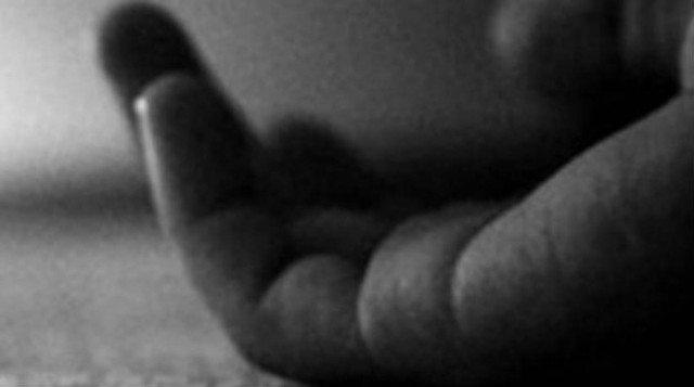 ΣΟΚ στην Καρδίτσα: Αυτοκτόνησε 22χρονη στο δωμάτιο της