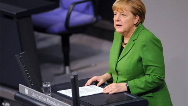 Μέρκελ: Άπλετο φως στην υπόθεση των παρακολουθήσεων