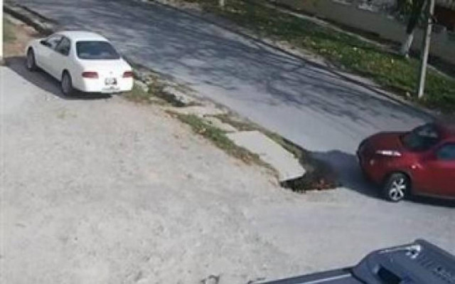 Ξεκαρδιστικό βίντεο: Μόνο μία ξανθιά θα μπορούσε να το κάνει αυτό