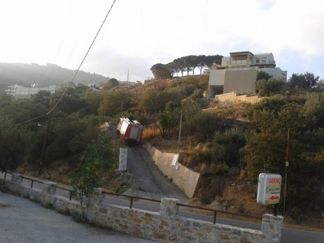 Κρήτη: Άνδρας σφήνωσε ανάμεσα σε δύο τοίχους