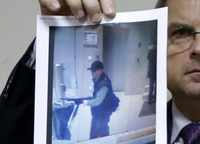 Γαλλία: Σε συναγερμό το Παρίσι για τον ασύλληπτο δράστη των επιθέσεων