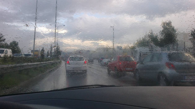 Μποτιλιάρισμα χιλιομέτρων στην εθνική οδό (pics)