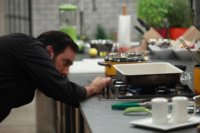 Ο «Dr. Cook» συνεχίζει τα μαθήματα στο Mega