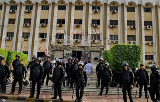 Χωρίς άδεια η αστυνομία στα Αιγυπτιακά Πανεπιστήμια