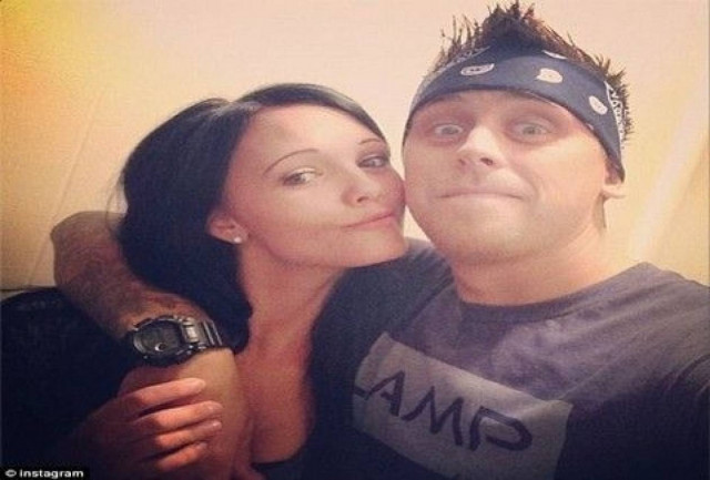 Της είπε ότι την απάτησε και έμαθε κάτι που δεν το περίμενε ποτέ (vid)