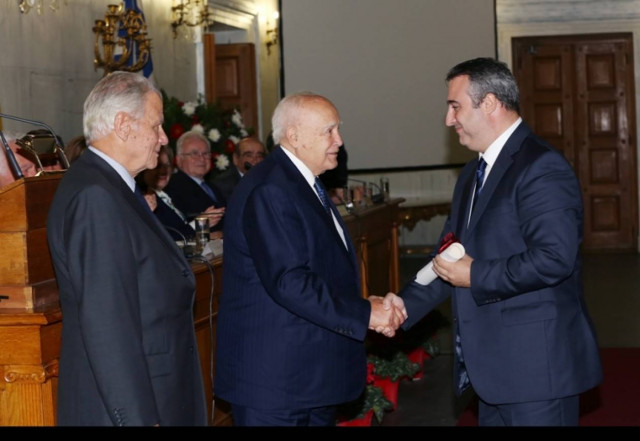 Νησίδες Ποιότητας: Βραβείο στην Equal Society από τον Κ. Παπούλια