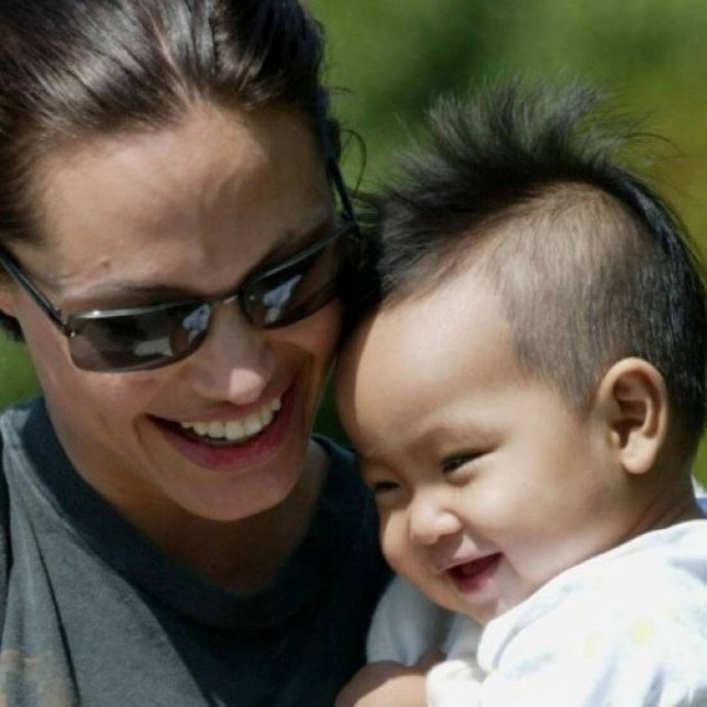 Σωστός κύριος: Δείτε πώς είναι σήμερα ο γιος των Brangelina, Maddox