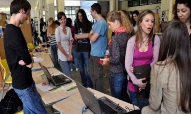 Φοιτητικό Επίδομα - Γιατί καθυστερούν τα χρήματα στους δικαιούχους