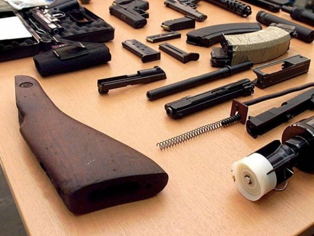 Συναγερμός στις Σέρρες: Στρατιωτικός οπλισμός στο σπίτι ενός 52χρονου!