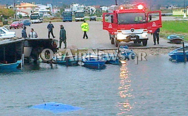 Μεσολόγγι: Αυτοκίνητο βρέθηκε μέσα σε κανάλι