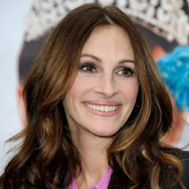 H Julia Roberts μάλλον είναι... βρικόλακας!