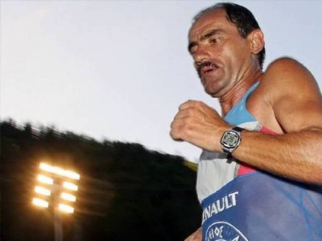 Χανιά: Ο υπερμαραθωνοδρόμος Γιάννης Κούρος έτρεξε για καλό σκοπό