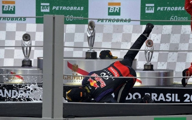 Η επική τούμπα του Γουέμπερ που κάνει τον γύρο του κόσμου! (βίντεο)