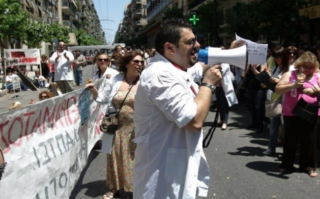 Κλιμάκωση κινητοποιήσεων για τους γιατρούς του ΕΟΠΥΥ