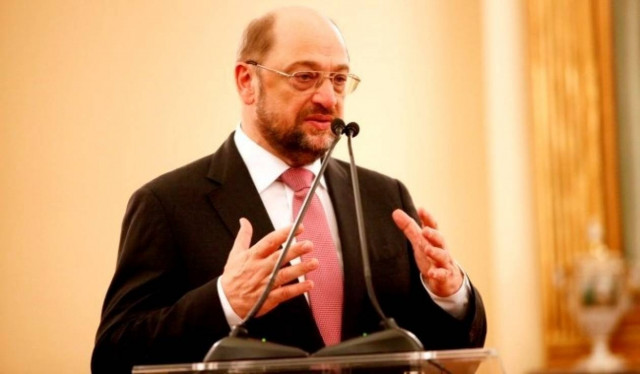 Σουλτς: Καθήκον της τρόικας η εξυγίανση της Ελλάδας