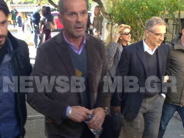 ΕΚΤΑΚΤΟ: Στον εισαγγελέα τώρα ο Πέτρος Κωστόπουλος