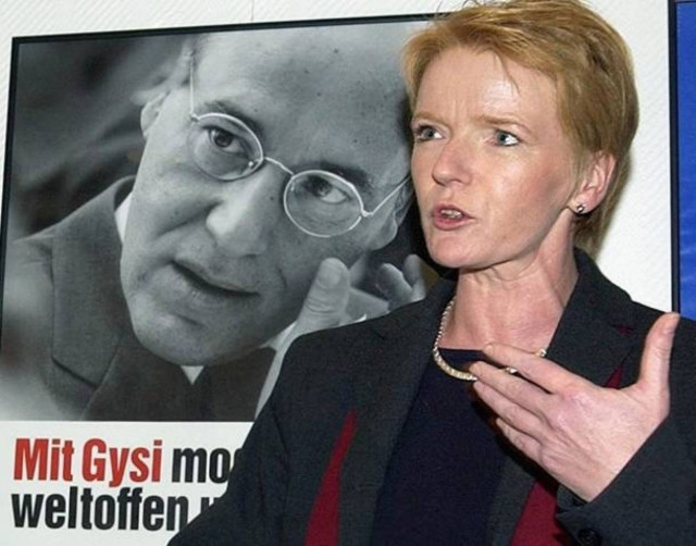 Τσίμερ:Ο κύριος Βενιζέλος καταλαβαίνει λίγα σχετικά με το χρέος!