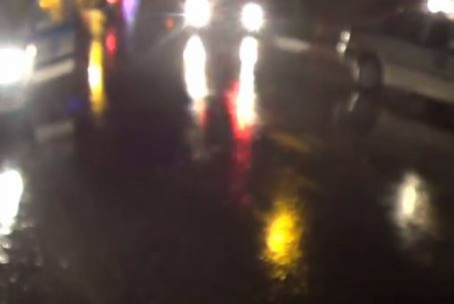 Θρήνος στην Πάτρα: Νεκρή 19χρονη σε τροχαίο (vid)