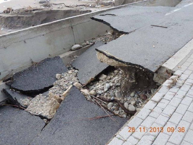 Εικόνες που σοκάρουν μετά την καταστροφή στη Ρόδο