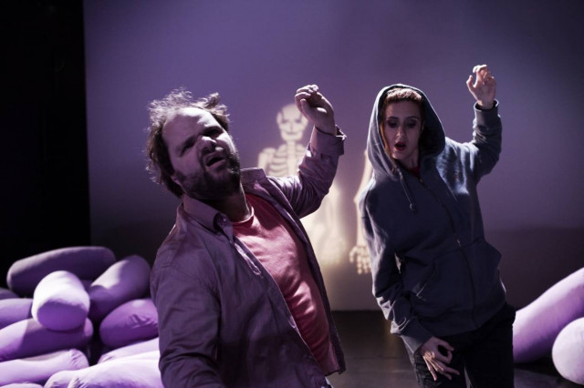 H «σύγχρονη σκηνή» στο Δημοτικό Θέατρο Πειραιά