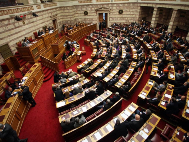 Στα ύψη το πολιτικό θερμόμετρο μέχρι τα Χριστούγεννα