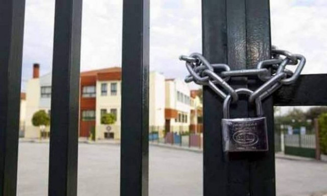 Νάουσα:Ο Δήμαρχος έκλεισε τα σχολεία