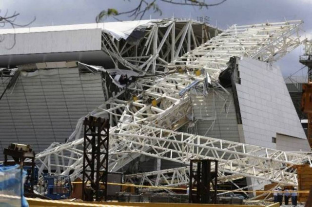 Βίντεο-ΣΟΚ: Η κατάρρευση σε γήπεδο του Μουντιάλ της Βραζιλίας