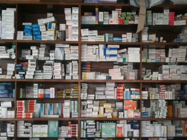 Οργή λαού για τα γενόσημα αλλά και την ακρίβεια στα φάρμακα (Video)