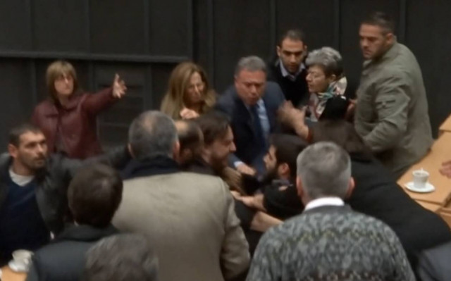 ΠΑΣΟΚ: Ένα ακόμη βήμα στον πολιτικό κατήφορο του ΣΥΡΙΖΑ